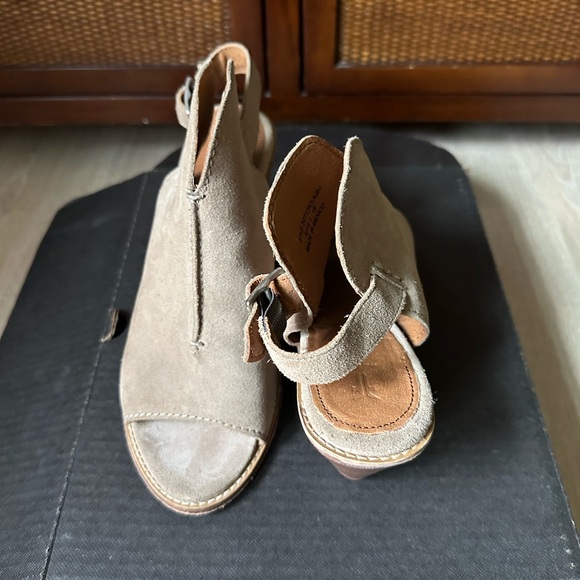 Frye peep toe booties, size 8.5, ash color - Picture 1 of 6